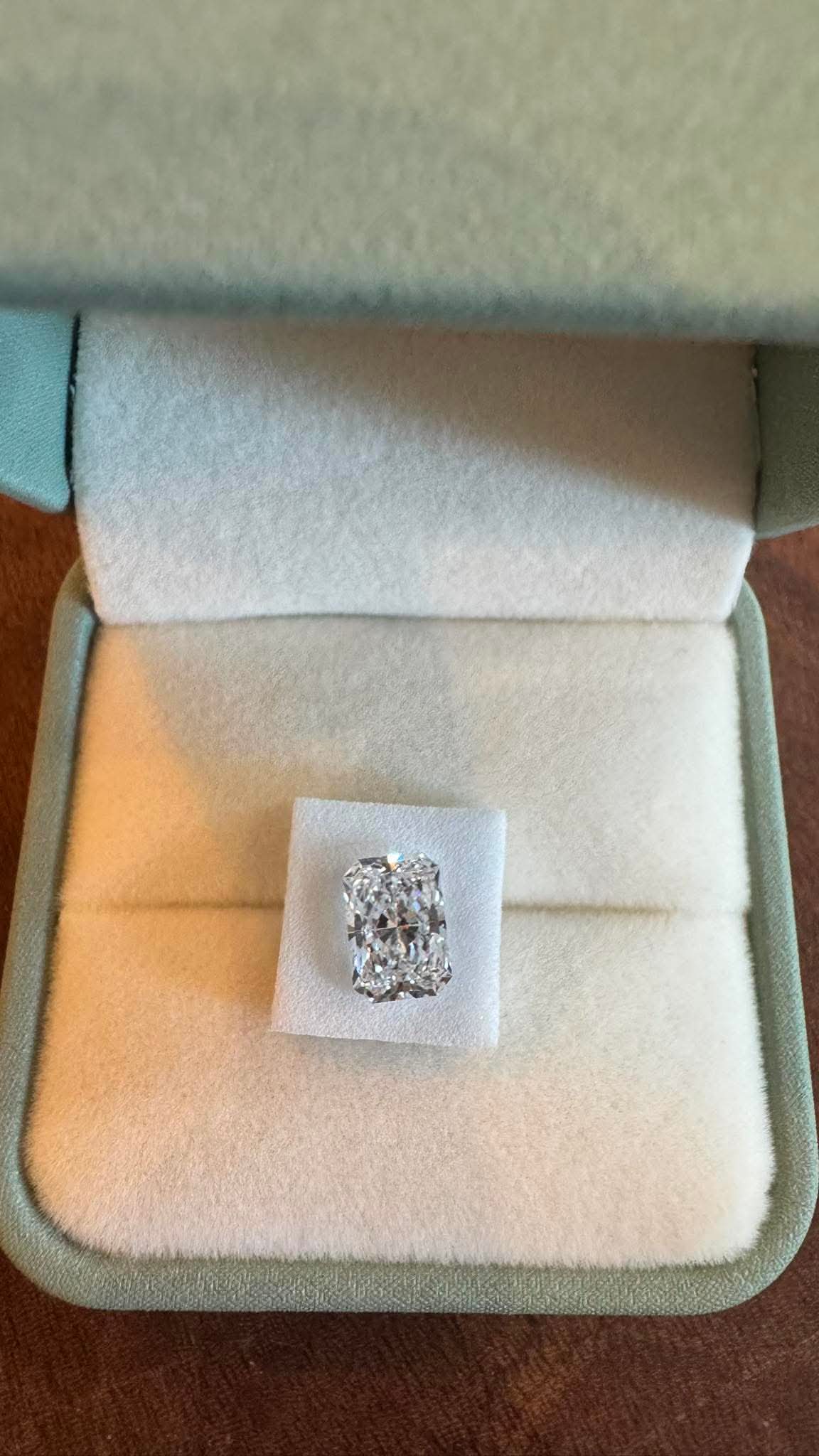 3.57 ct Cushion Modified Brilliant Diamond