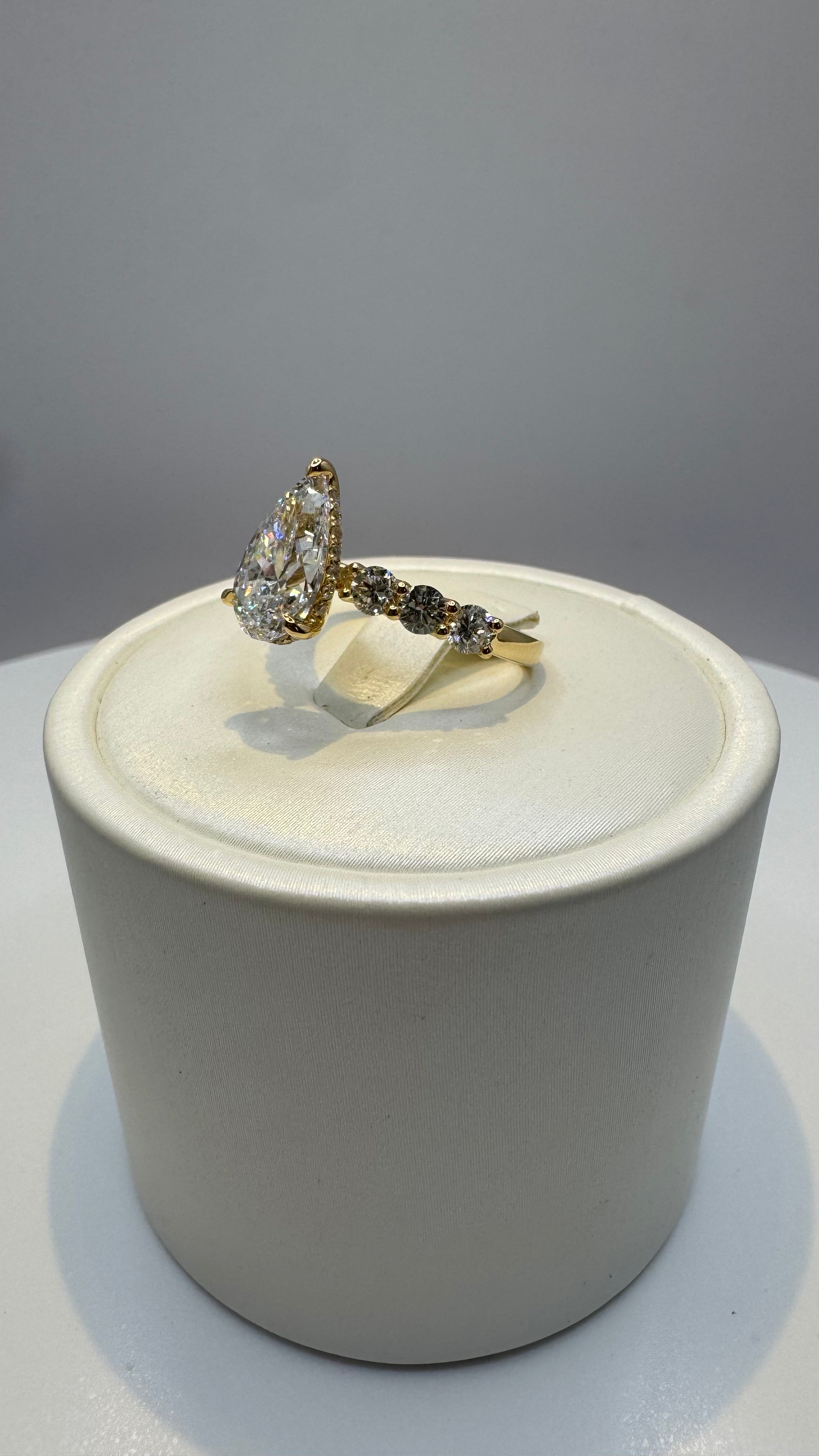 2.02 ct Pear Brilliant Diamond Ring